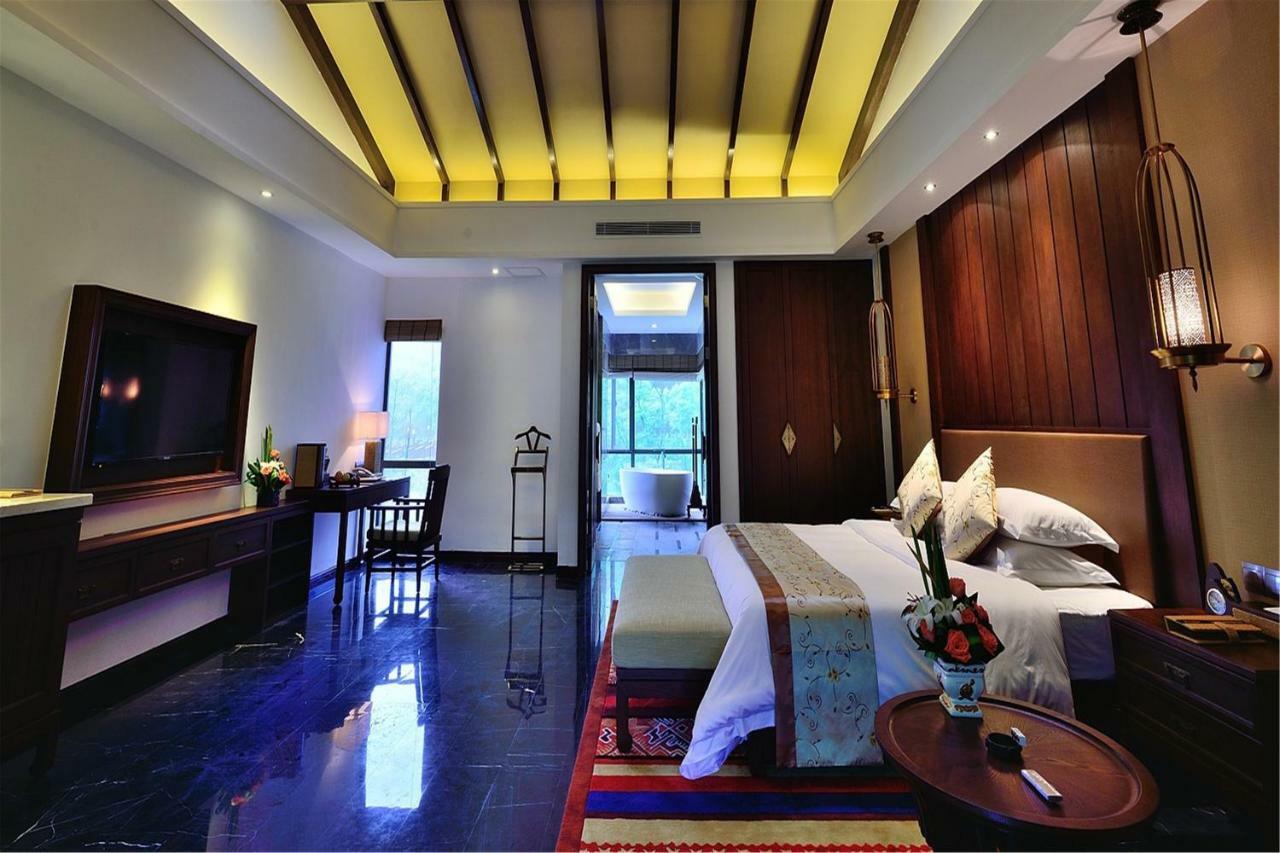 Harmona Resort & Spa Zhangjiajie Kamer foto